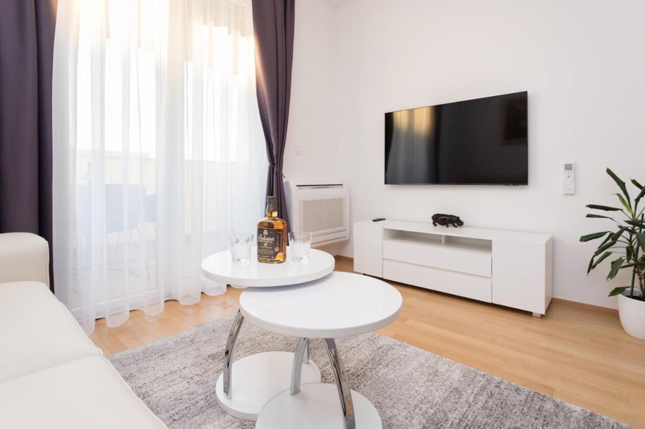 Apartment Ruby Zadar Exteriör bild